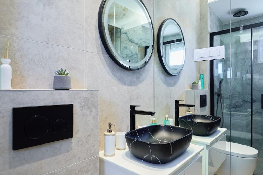 New & Stunning Views In Luxury 5* Divona Apartment ดูบรอฟนิก ภายนอก รูปภาพ